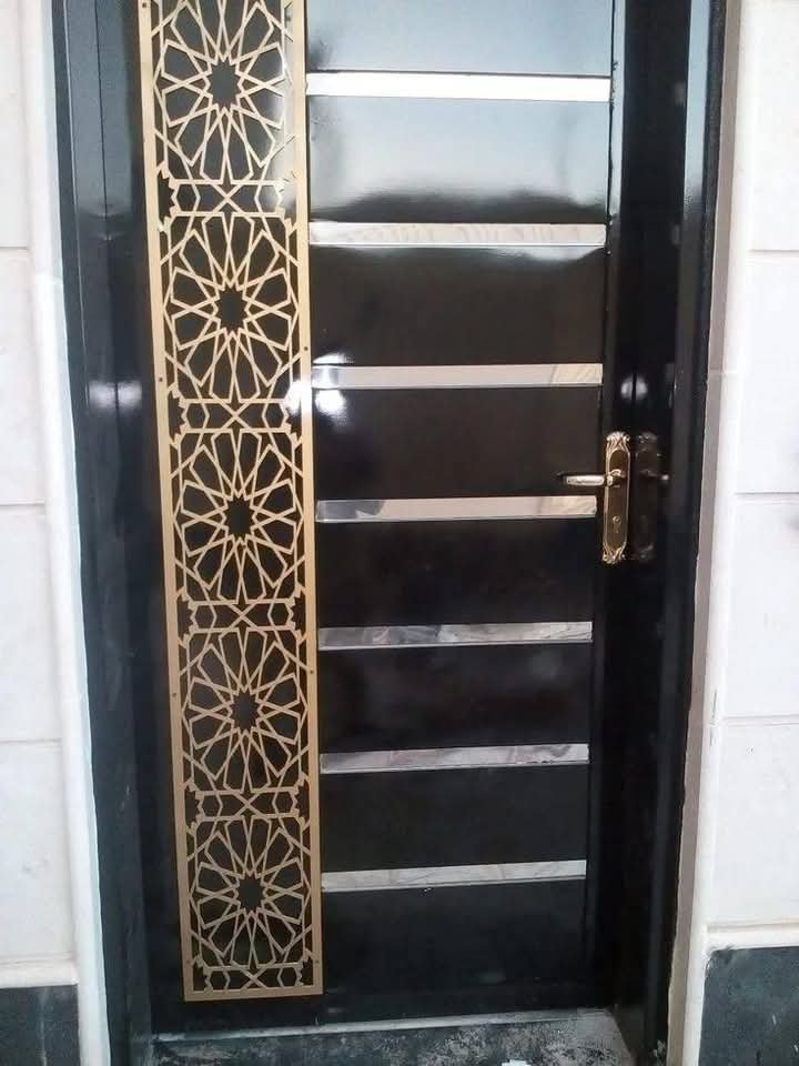 أبواب ليزر بتصميم عصري ومتين